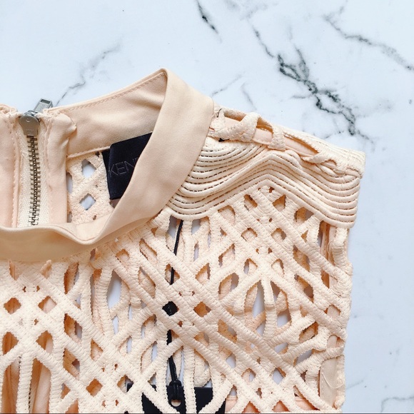 Kendall + Kylie Pale Pink Sleeveless Crochet Top - Picture 3 of 8